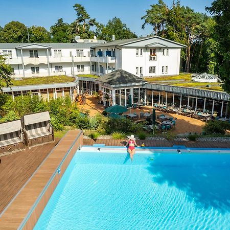 Ostseehotel Villen Im Park - Ein Rovell Hotel Heringsdorf (Usedom) Exterior foto