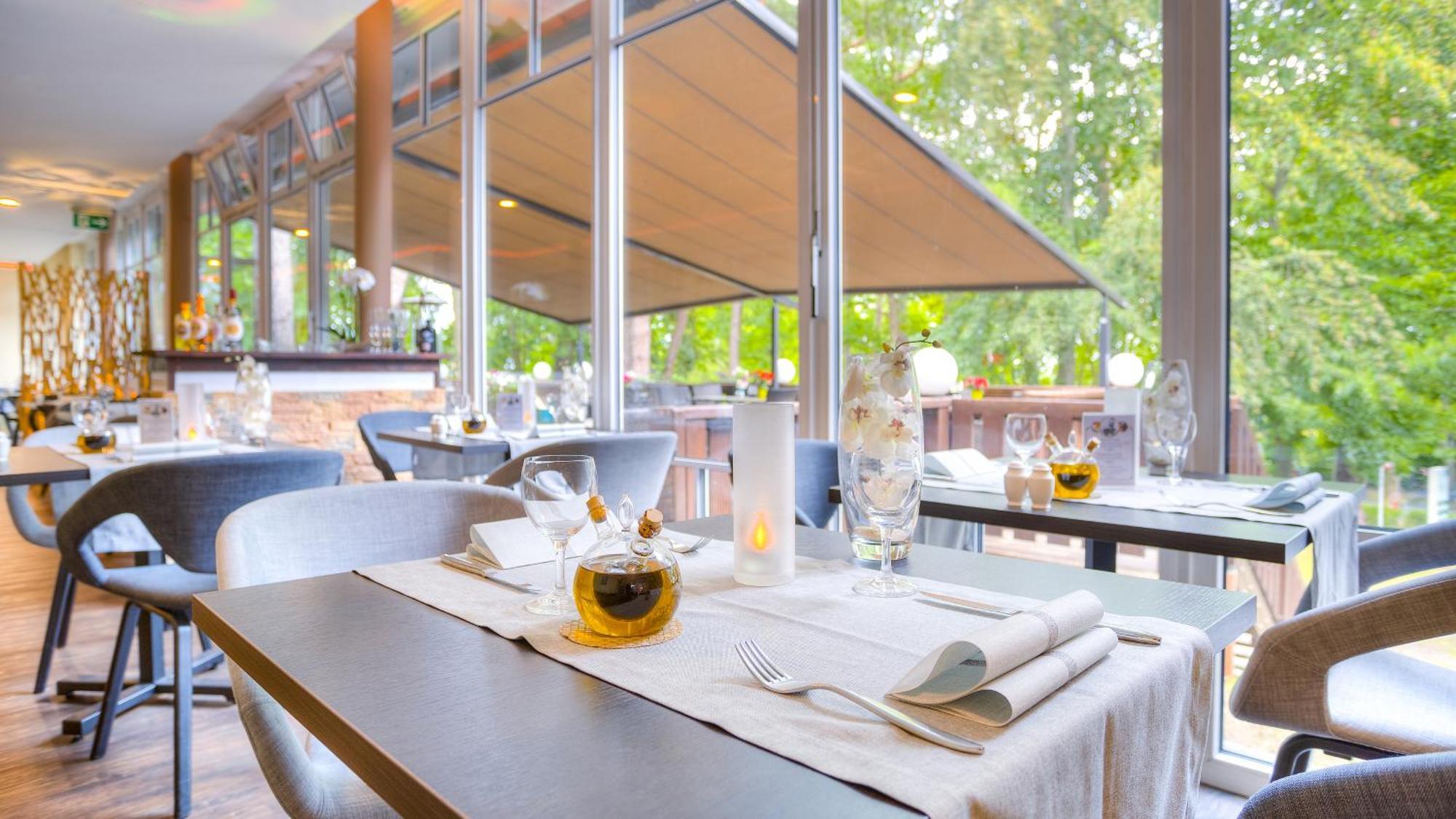 Ostseehotel Villen Im Park - Ein Rovell Hotel Heringsdorf (Usedom) Exterior foto