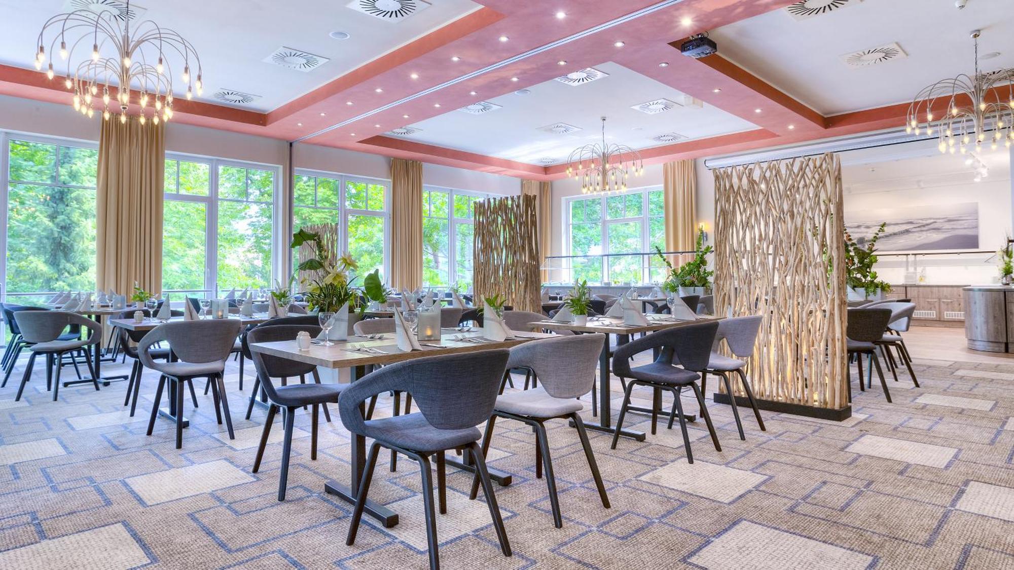Ostseehotel Villen Im Park - Ein Rovell Hotel Heringsdorf (Usedom) Exterior foto