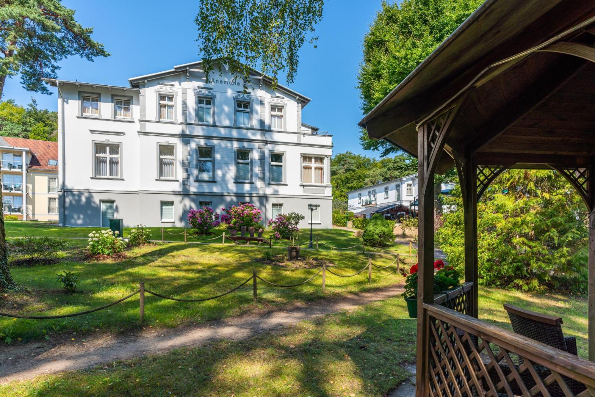 Ostseehotel Villen Im Park - Ein Rovell Hotel Heringsdorf (Usedom) Exterior foto