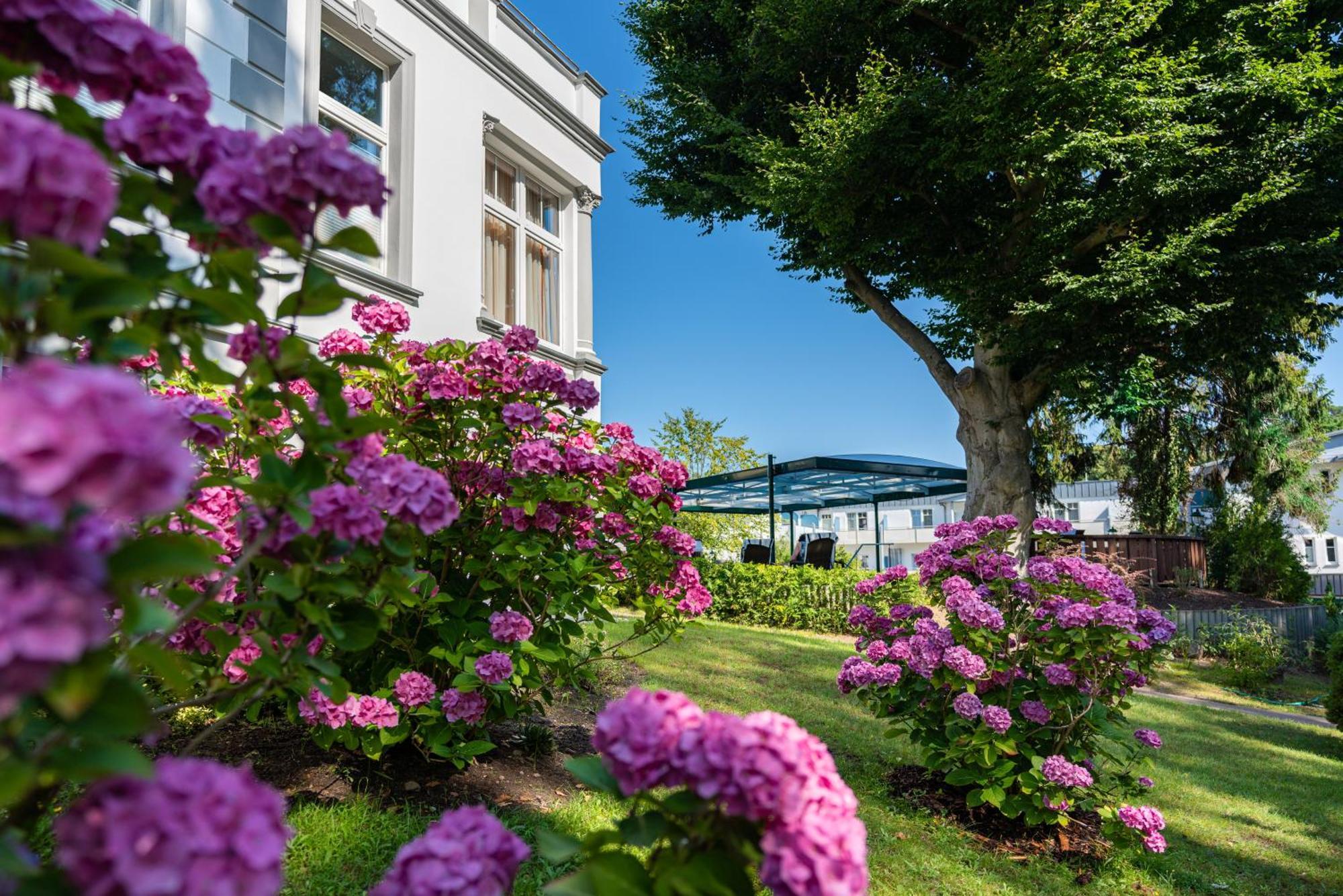 Ostseehotel Villen Im Park - Ein Rovell Hotel Heringsdorf (Usedom) Exterior foto